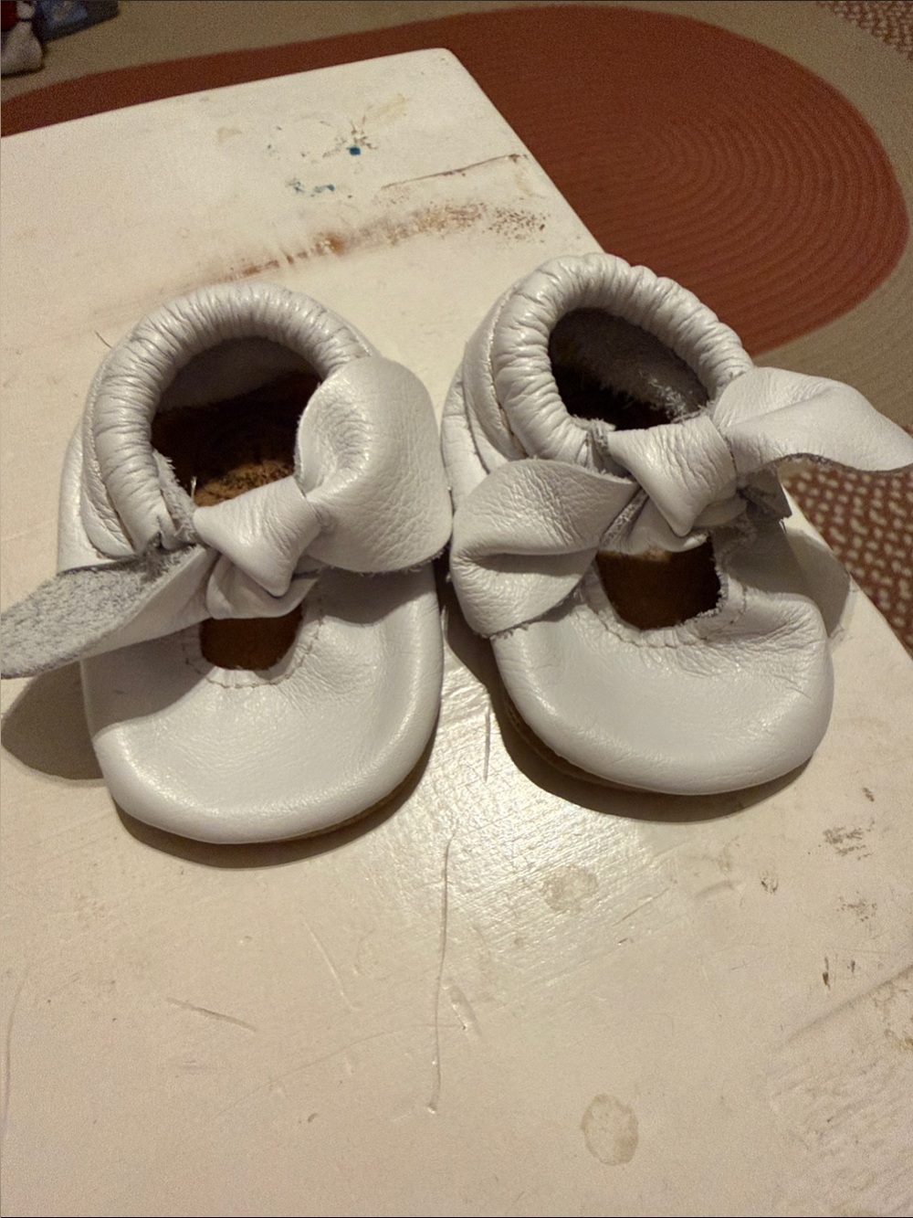 Freshly Picked White Baby Bow Moccasins